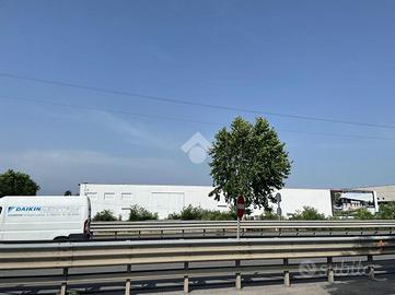 CAPANNONE A MONTICHIARI