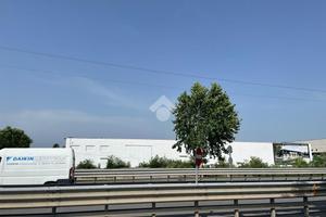 CAPANNONE A MONTICHIARI