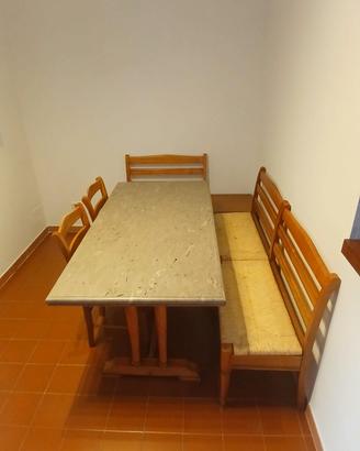 Tavolo rettangolare cucina  marmo Berloni + sedute