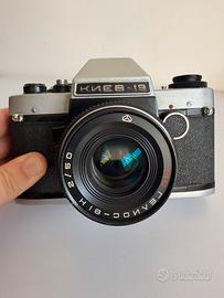 Kiev-19 con custodia originale