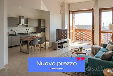 ESCLUSIVO ATTICO 160MQ IN CENTRO - CLASSE D E CLIM