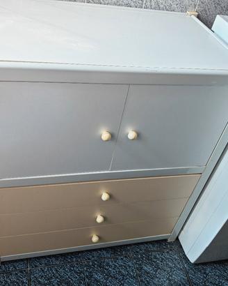 mobiletto da bagno 