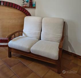 divano 2 posti