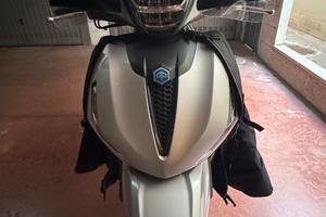 Piaggio Beverly 400 s