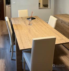 Tavolo e sedie