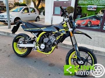 SWM SM 125 R MOTARD