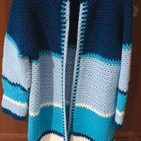 Cappotto lana lavorato uncinetto con cintura nuovo