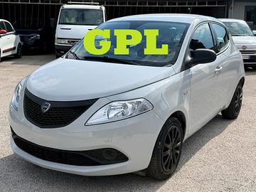 Lancia Ypsilon 1.2 69 cv Ecochic Gpl