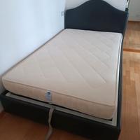 Letto Flou una piazza e 1/2 con contenitore