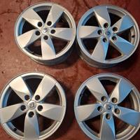 CERCHI USATI RAGGIO 16 POLLICI RENAULT Megane - CP