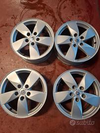 CERCHI USATI RAGGIO 16 POLLICI RENAULT Megane - CP