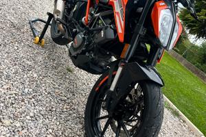 ktm duke 125
