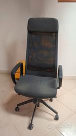 Sedia ufficio con ruote struttura metallo