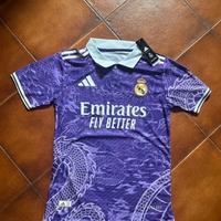 Maglia real madrid viola