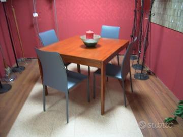 Tavolo quadrato allungabile ciliegio