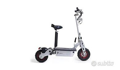 Monopattino elettrico 800W