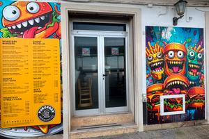 Attività commerciale completa per la stagione