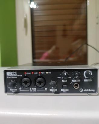 INTERFACCIA AUDIO 2x USB2.0 CON 2 PREAMP MICROFONI