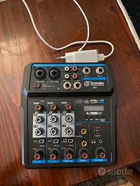 Mixer 4 canali