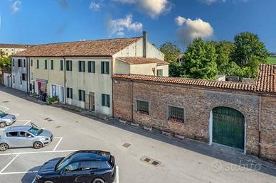 Casa con storia a Candiana - oltre 350 mq
