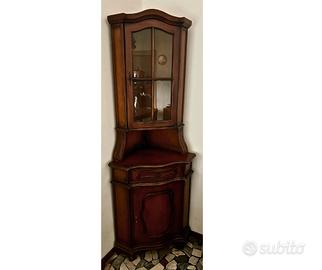 Angoliera Classica in Legno con Vetrina e Cassetto