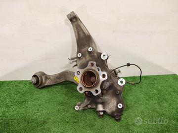 BMW G30 Mozzo fusello anteriore sinistro | 25105