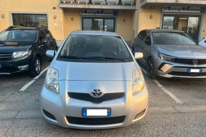 Toyota Yaris 1.0 5 porte