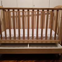 Lettino in legno per bambini + materasso