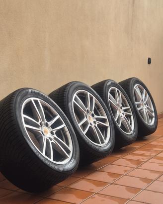 gomme porsche
