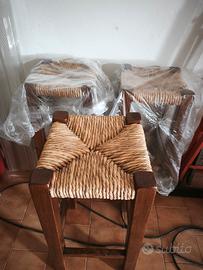Sgabello in legno ( N. 3)