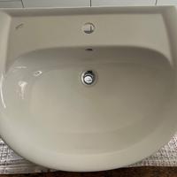 Lavabo Keramag con rubinetto miscelatore Grohe