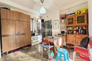 Bolognina via Creti Rif.13:Ampio Trilocale con asc