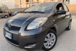 Toyota Yaris 1.0benz 5 porte 69cv restyling full 2