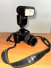 Fotocamera reflex Nikon D3000+ flash Neewer