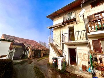 CASA DI CORTE A REANO