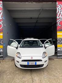 Fiat Punto 1.3 MJT II 75 CV 5 porte Neopatentato