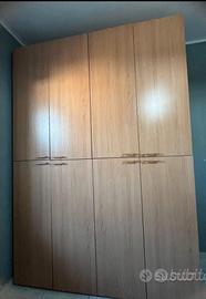Armadio di legno