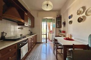 3 LOCALI A SAVONA