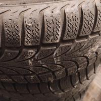 Cerchi e Gomme Invernali fiat Panda Nokian 175/65r