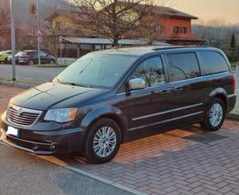 LANCIA Voyager - 2014