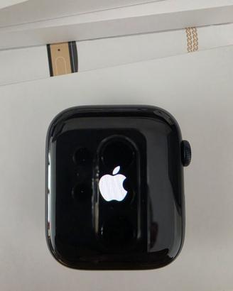  apple wacht 9 mm  45