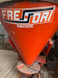 Spandiconcime Fressori P500