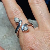 Anello in argento 925 regolabile e pietra di luna 