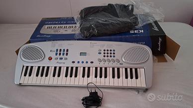 Tastiera musicale elettronica