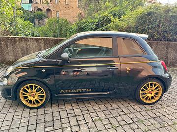 Abarth 595 scorpioneoro