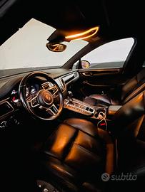 Porsche Macan 3.0 V6 Diesel 275 CV Tetto Panoramic