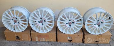 4 cerchi in lega OZ SUPERTURISMO 15 4X100 come nuo