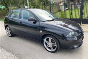 Seat Ibiza 1.2, 12 V, 3 cilindri con 195000 km