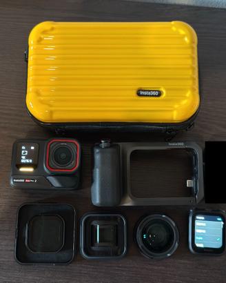 Insta360 Ace Pro 2 Video Bundle + Accessori
