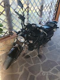 moto sportiva